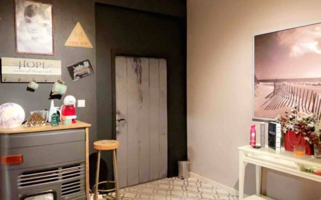 Stylish Apartment in Zigzag B