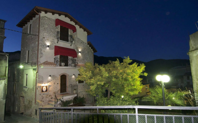 Borgo della Longevita' B&B