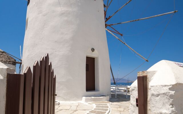 Iconic Windmill Mykonos