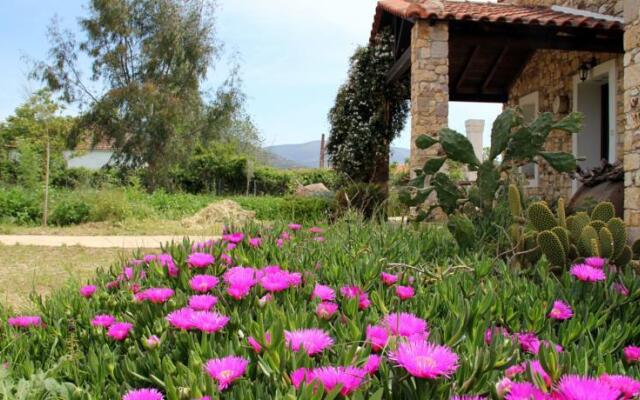 Unique Stone House in Gera Bay