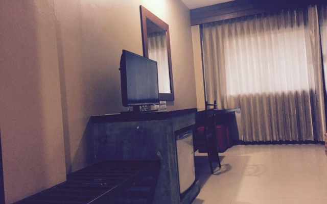Nipa Garden Hotel