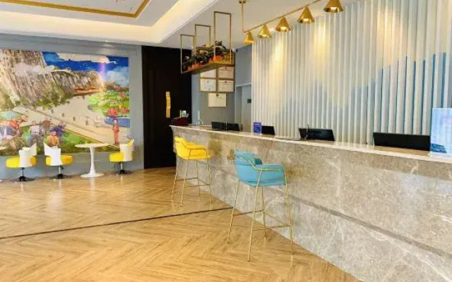 Magnotel Huayin Huashan Scenic Area Hotel