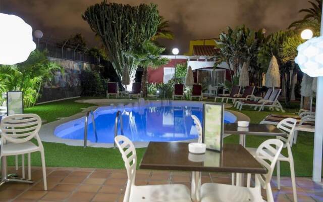 California Suites