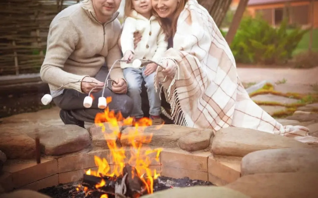 Pecan Retreat-half Mile to Main