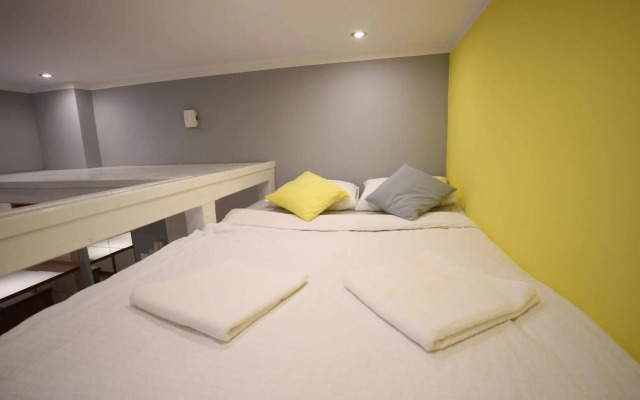 Rainbow Apartments 3