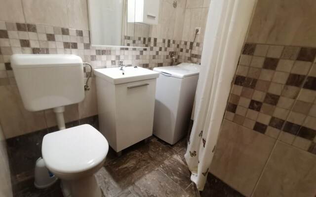 Srđan - 10 m From the Beach - A1