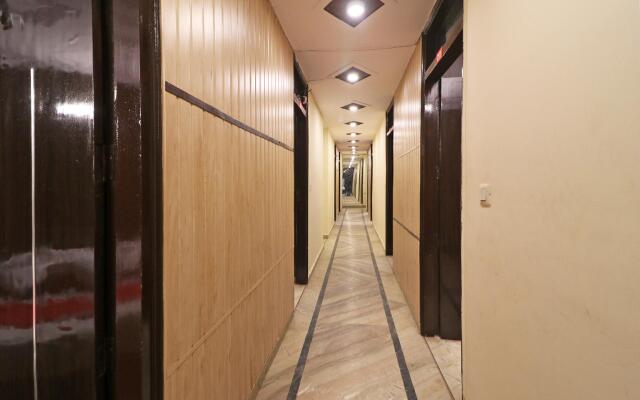 OYO 15763 Hotel Grand inn