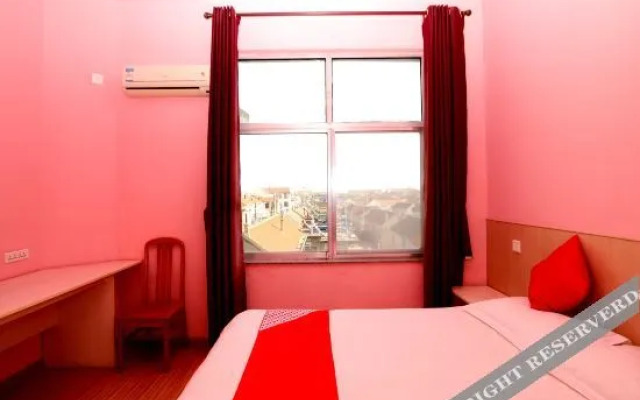 Rongcheng Jiazhou Express Hotel