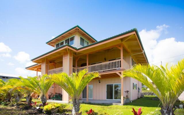 Nice Studio w/ AC near Kehena Beach and lava fields