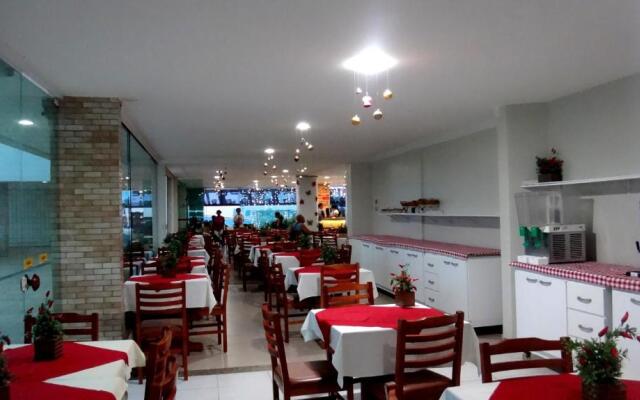 Simas Praia Hotel