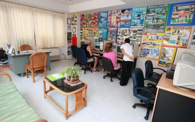 Samui First House Hotel