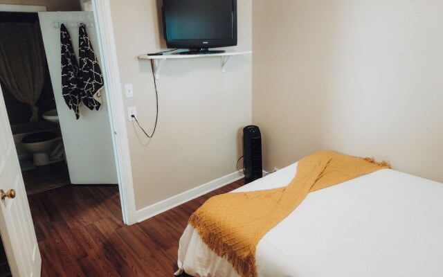 Family House with Httb Playgr BBQ Firept