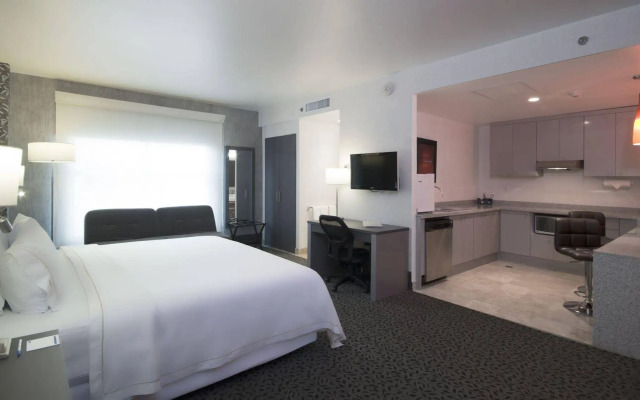 Holiday Inn Express & Suites Queretaro