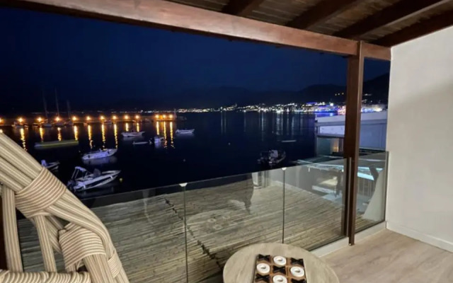 AQUA VERO sea residence