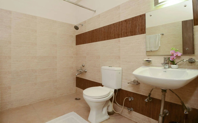 Hotel Maniram Palace