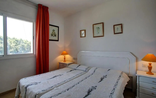 Lovely beachfront apartment Puerto Banus Marbella