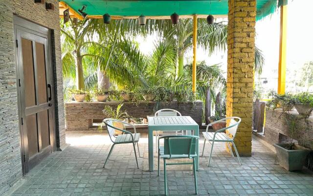 Aakritii Hotels