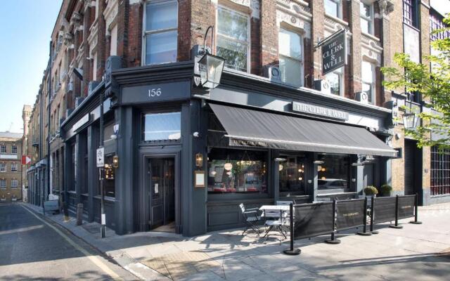 The Clerk & Well Pub & Rooms