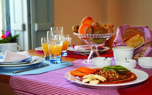Kiriaki Guesthouse & Suites