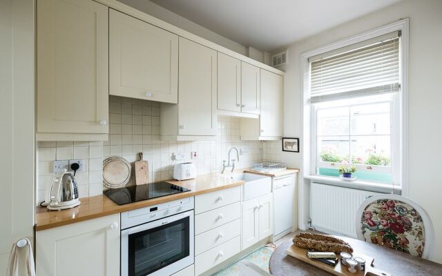 Homely 2BR Maisonnette in heart of Pimlico