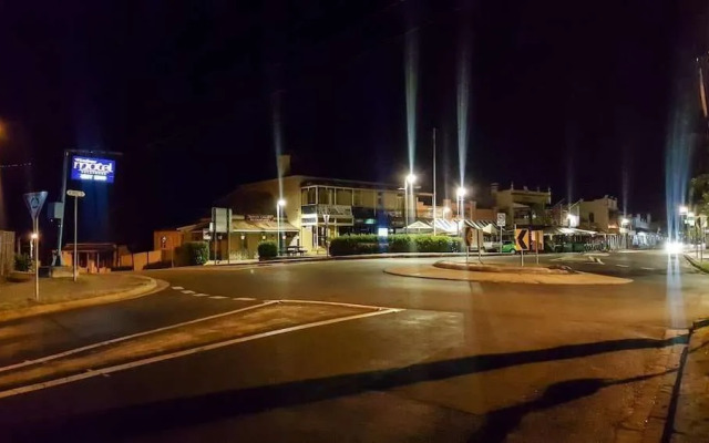 Windsor Heritage Motel