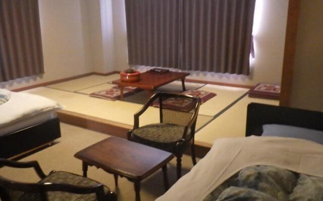Hotel Elm Ishiuchi