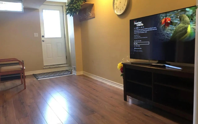 Spacious 2 Bedroom guest suite