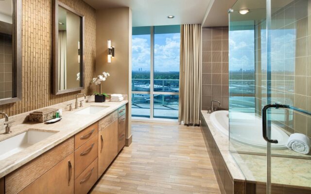 The Westin Houston, Memorial City