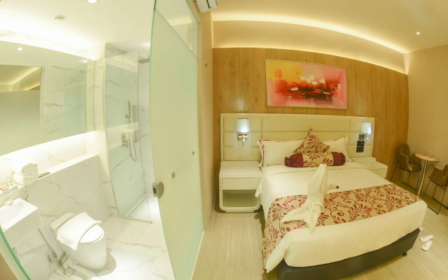 Red Hotel Cubao, Quezon City