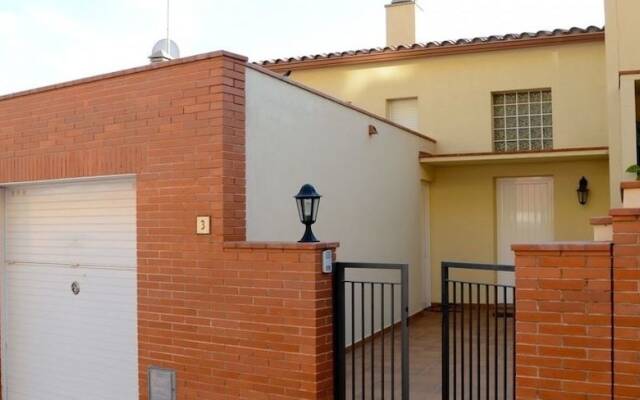 Casa con piscina y bonitas vistas al mar