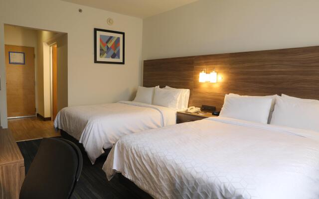 Holiday Inn Express Piedras Negras by IHG