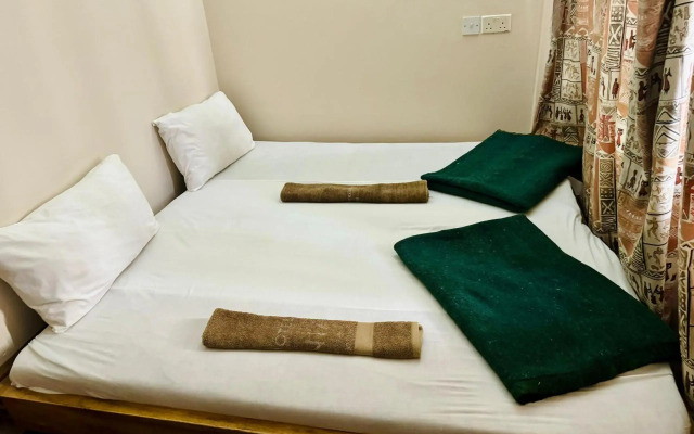 Arusha Backpackers Hotel - Hostel