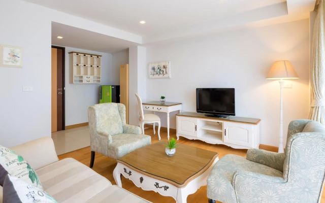 Rocco Hua Hin Beach Seaview
