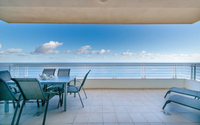 THE Ultimate Luxury, Sliema With Pool