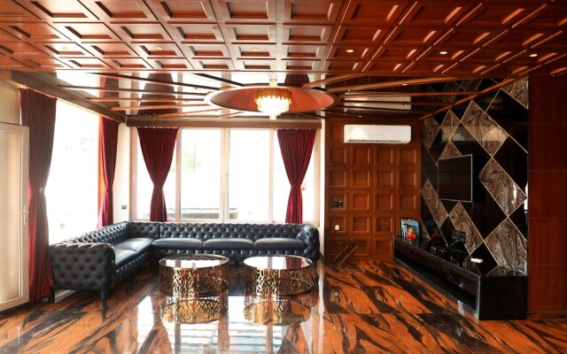 Vegas Villa by Shiloh Stays