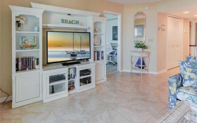 Windjammer 210 - Two Bedroom Condo