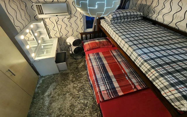 High-Tech Studio at Grass Residences -2 persons only, Quezon City