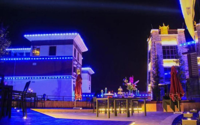 Snow Sands Grand Hotel