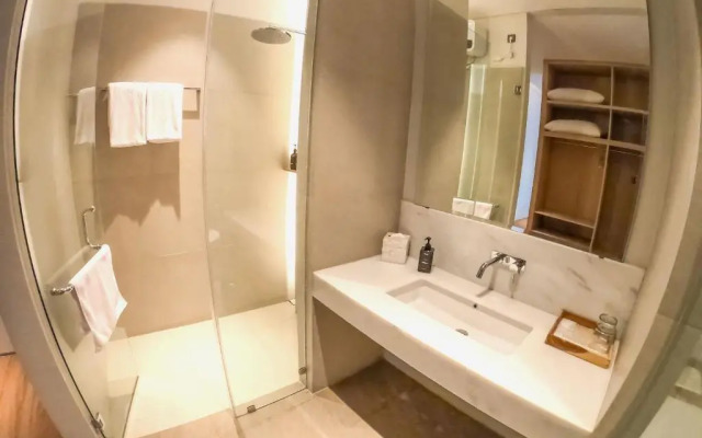 Villa Carmela Batu by Kingspark 8