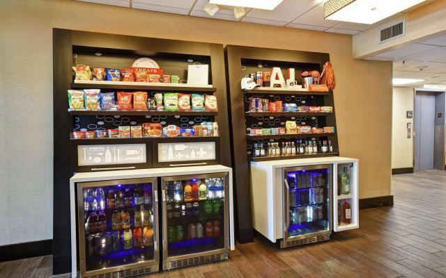 Hampton Inn Auburn