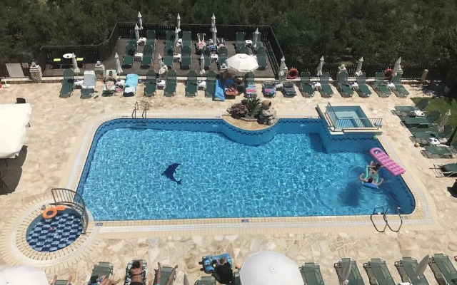 Ariadne Apartments