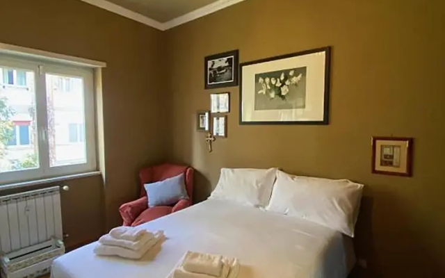 Maggie House by Ghor