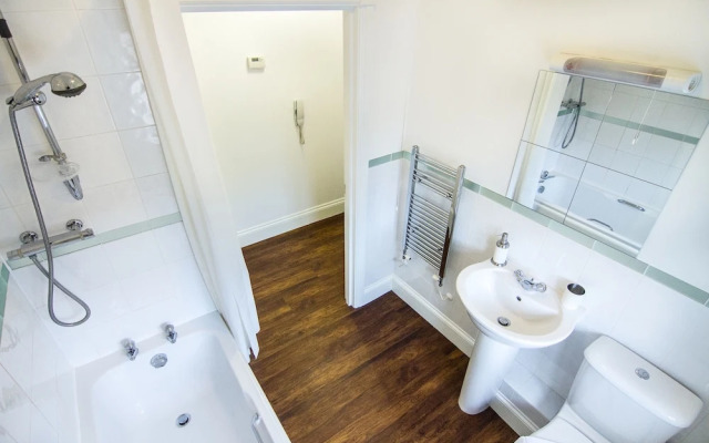 iStay - Perceval House