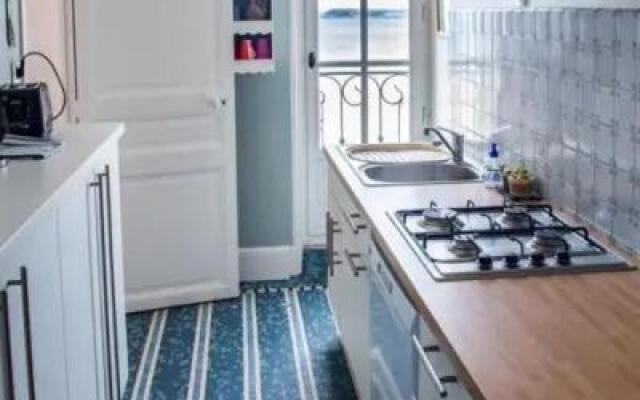 Bel Appartement 115m2 vue mer les pieds dans l'eau