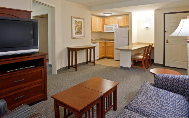 Staybridge Suites Cleveland Mayfield Heights Beachwood by IHG
