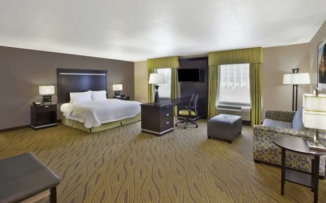 Hampton Inn & Suites Elyria