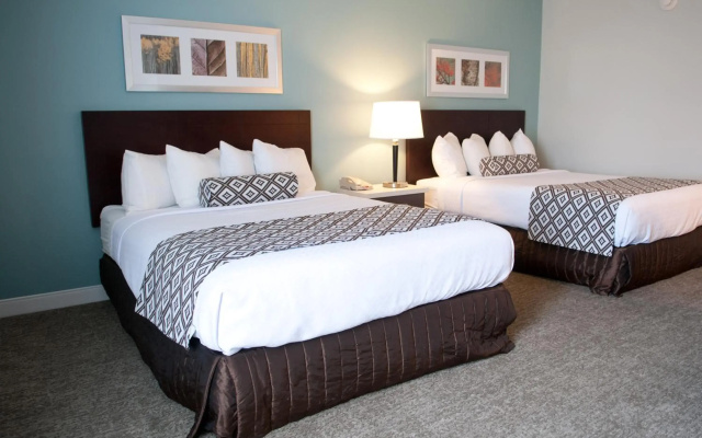 Crowne Plaza Suites Pittsburgh South by IHG
