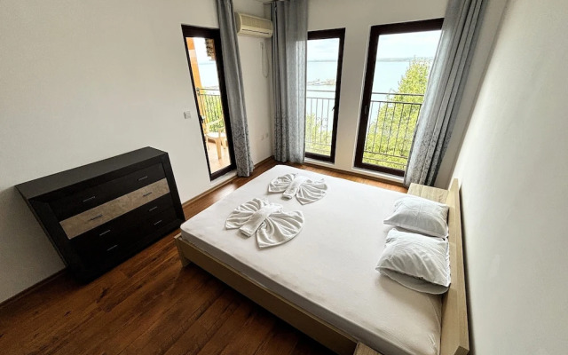 Menada Ravda Apartments
