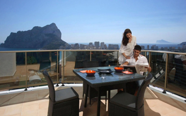 Apartamentos Esmeralda Suites