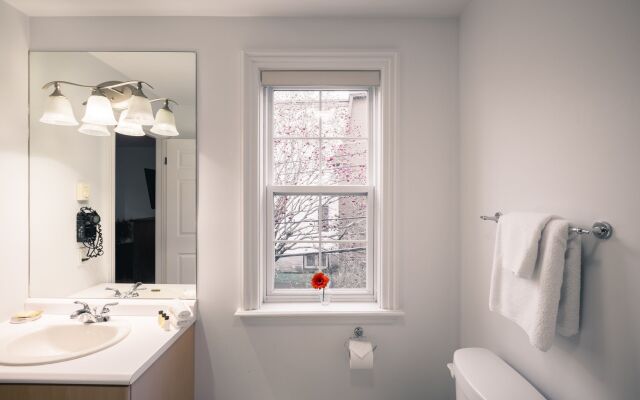 Hometel On Signal Hill